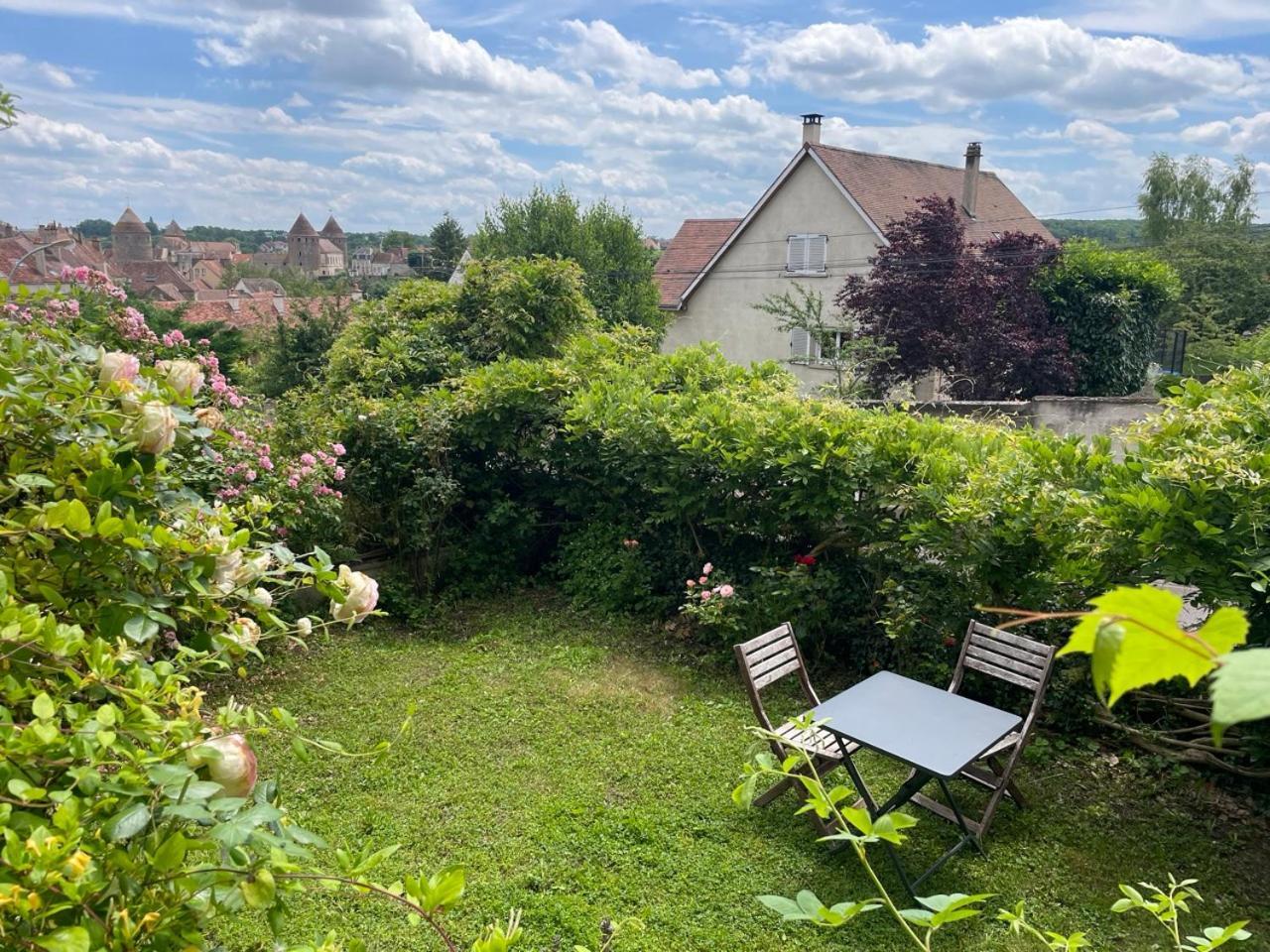 Hotel Chez Katia Semur-en-Auxois Esterno foto